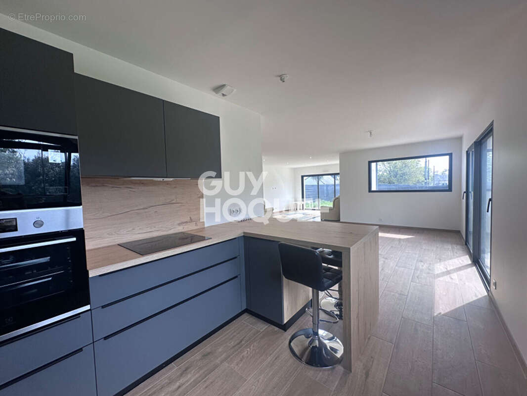 Maison à GRAND-CHAMP