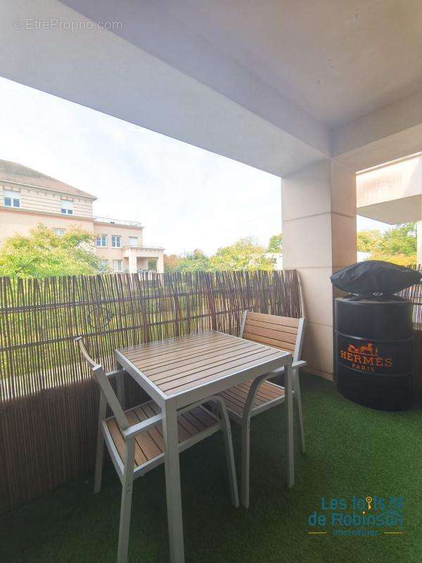 Appartement à ELANCOURT