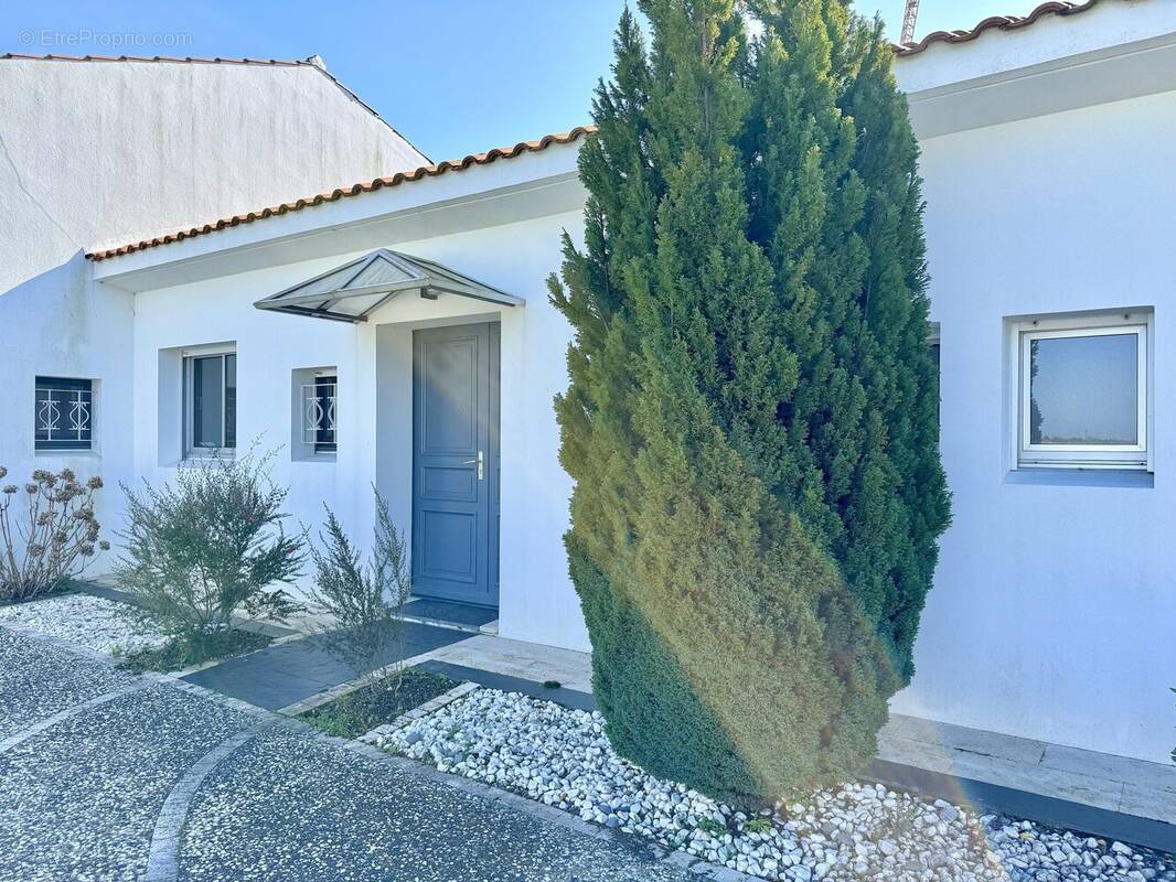 Entrée maison - Maison à SAINT-JEAN-DE-MONTS