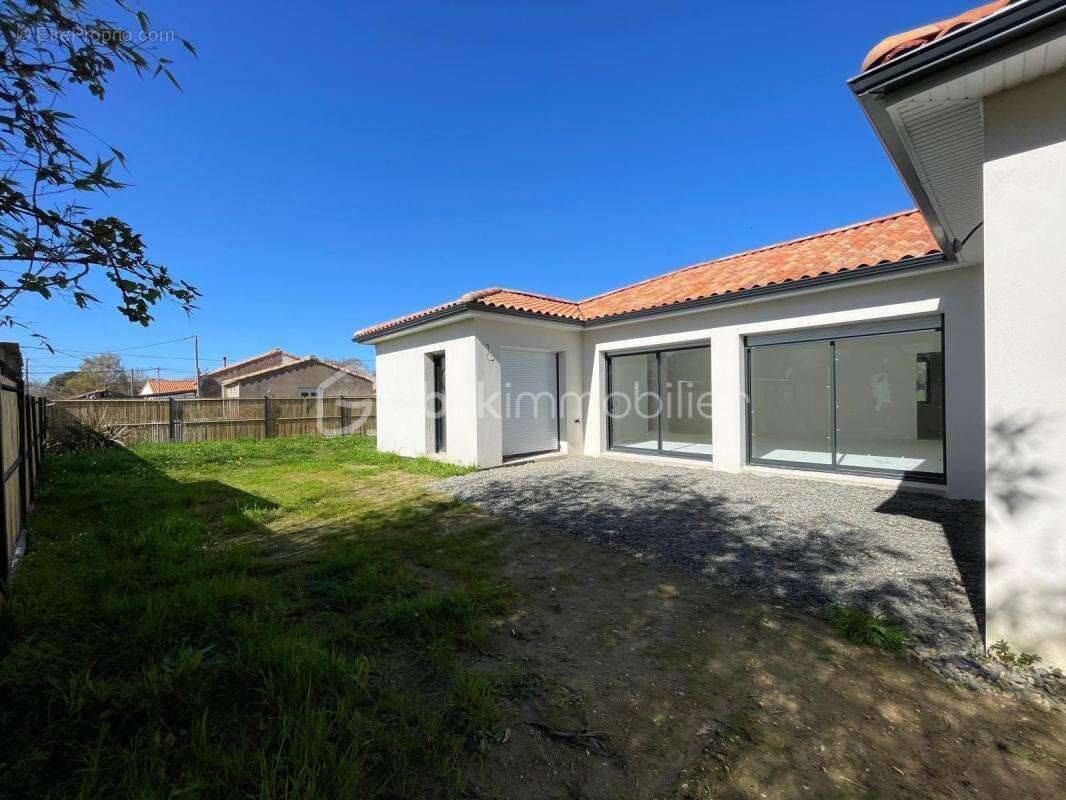 Maison à ARTHON-EN-RETZ