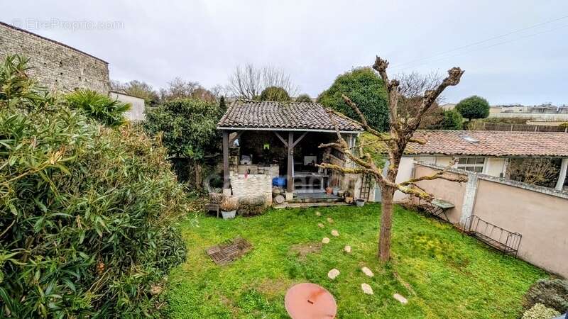 Maison à CHASSORS