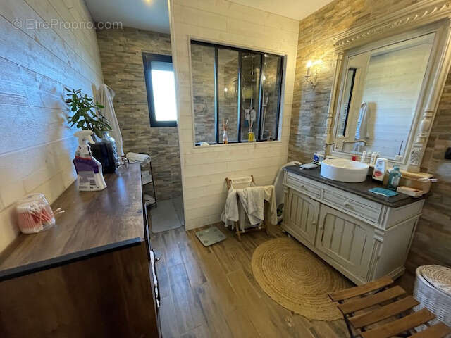 Maison à SAINT-NICOLAS-D&#039;ALIERMONT