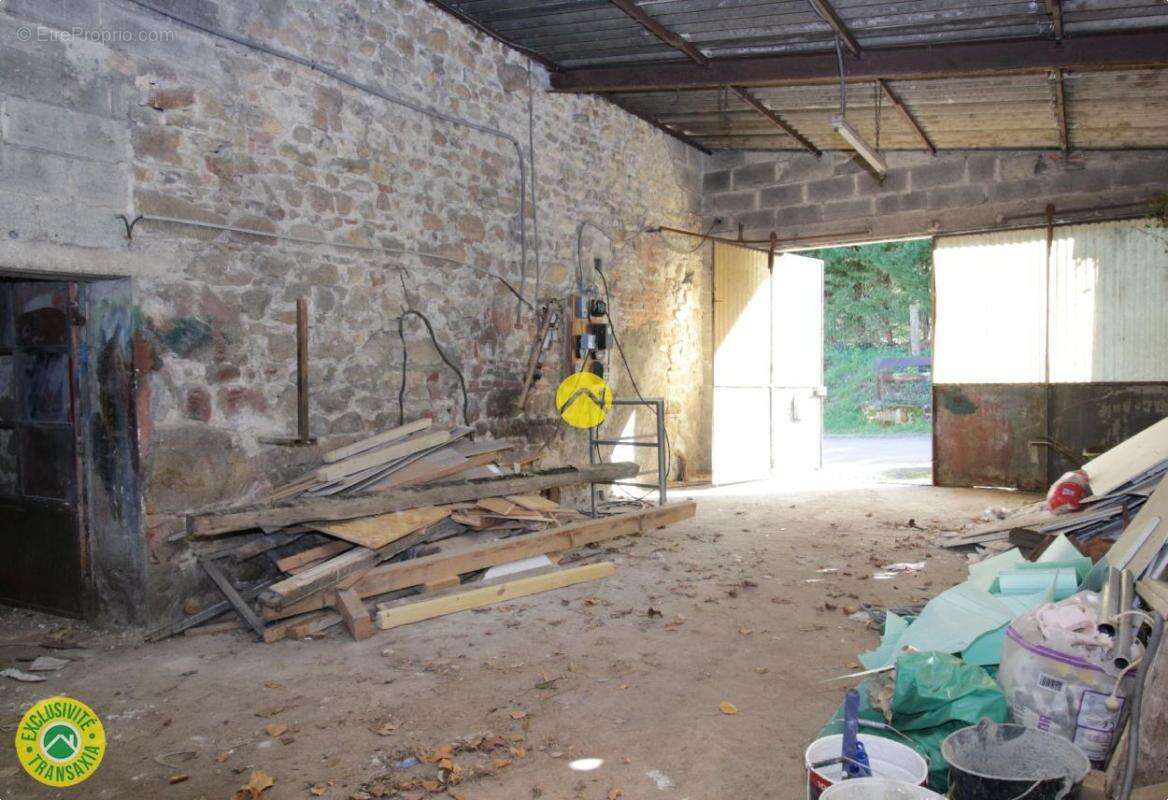 Maison à NERIS-LES-BAINS