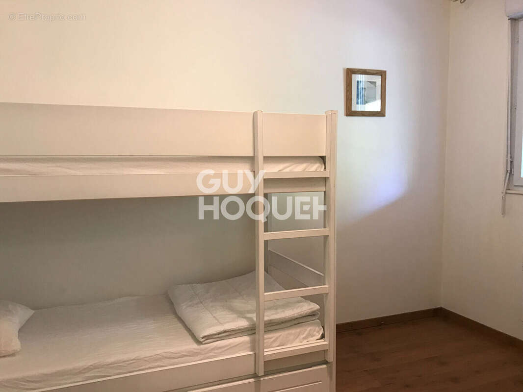 Appartement à PARENTIS-EN-BORN