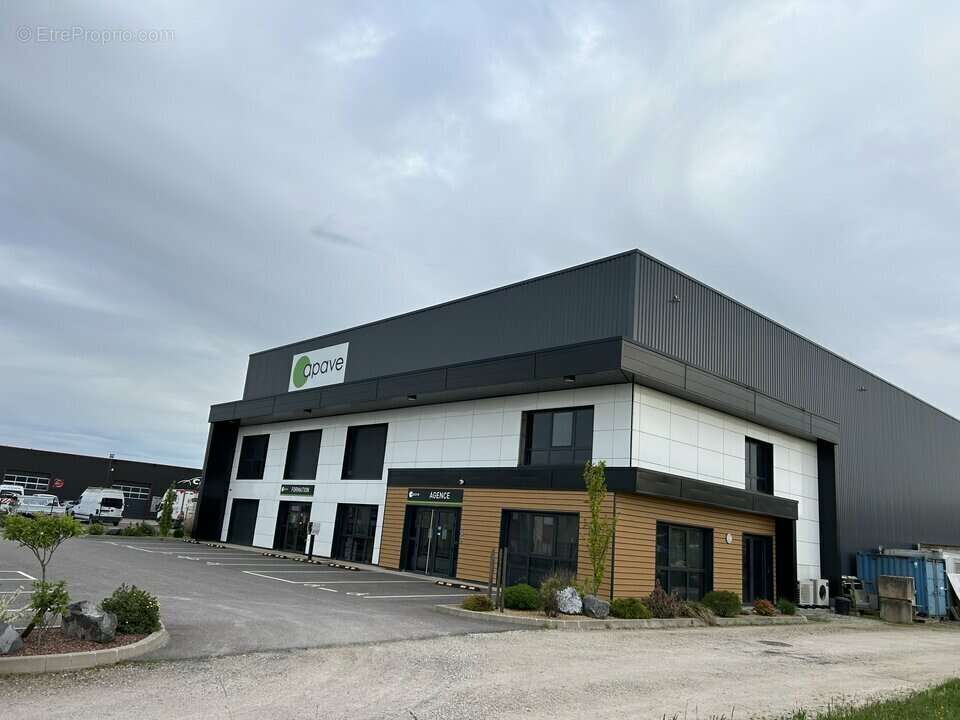 Appartement à THAON-LES-VOSGES