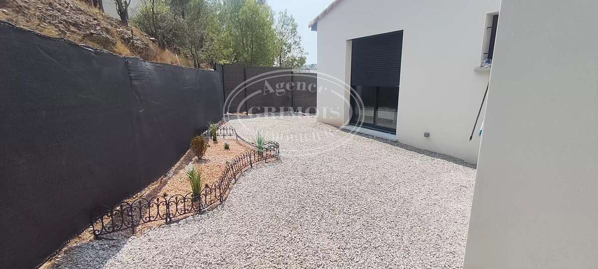 Lezignan-corbieres - villa plain-pied de 106 m² / terrain de 408 m² - photo 17