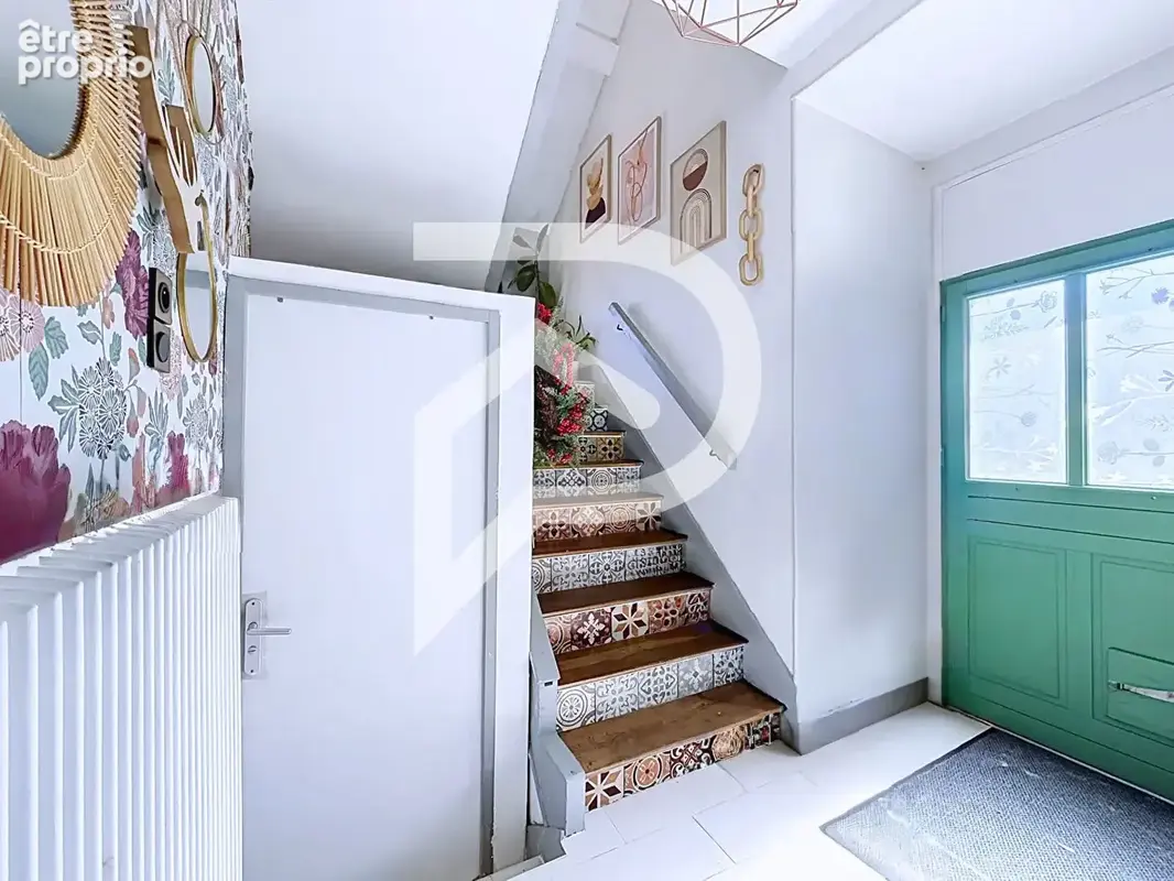 Maison familiale avec jardin à proximité de la gare - photo 16