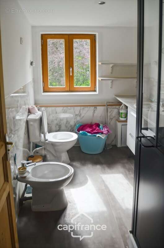 Maison à LONS-LE-SAUNIER