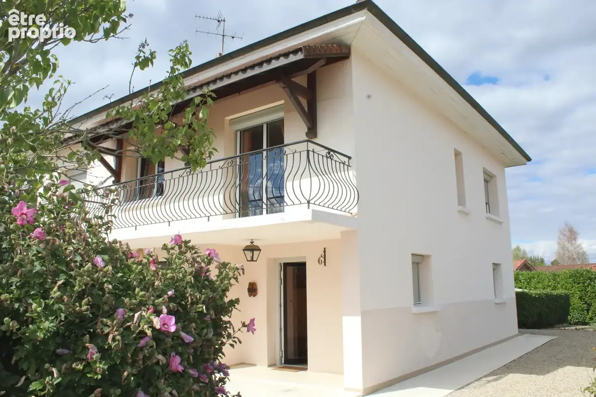 Maison à vendre 6 pièces PERONNAS (01) - photo 3