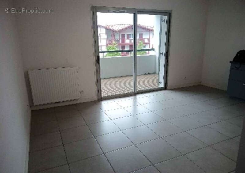 Appartement à USTARITZ