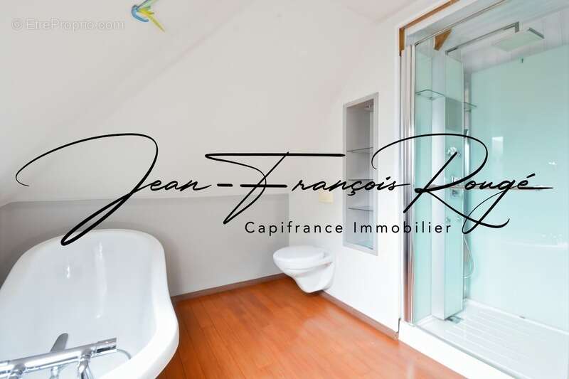 Maison à SAINT-GILLES