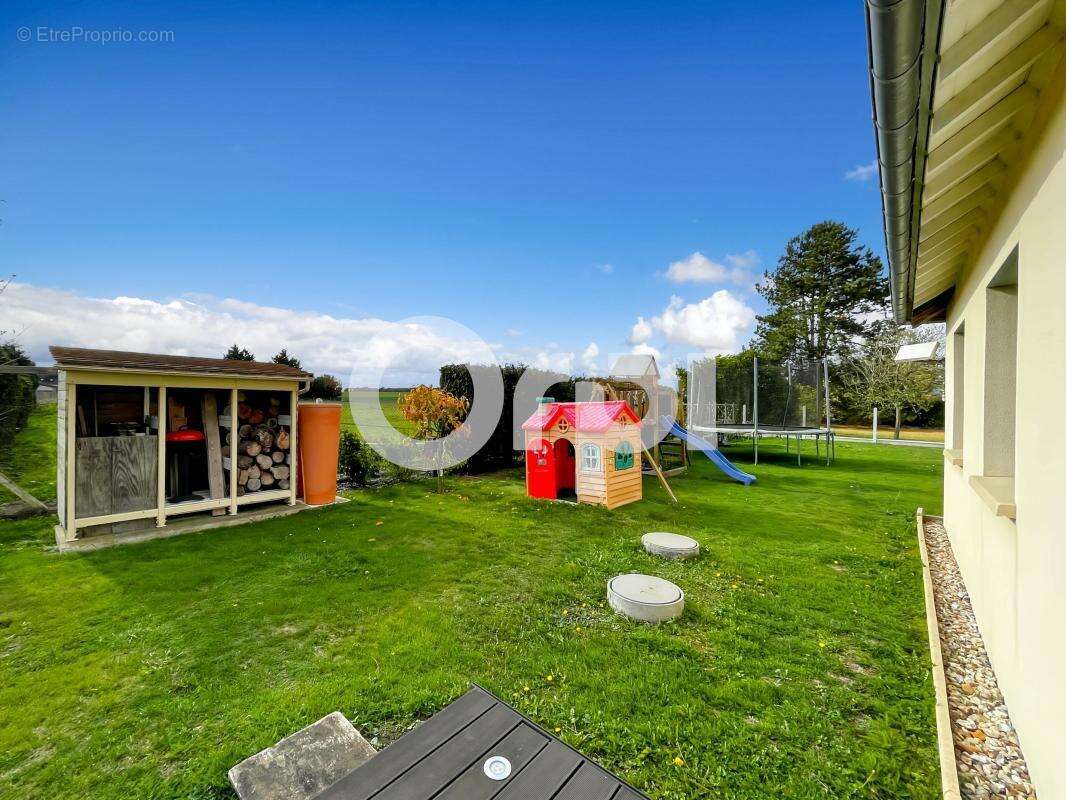 Maison à PACY-SUR-EURE