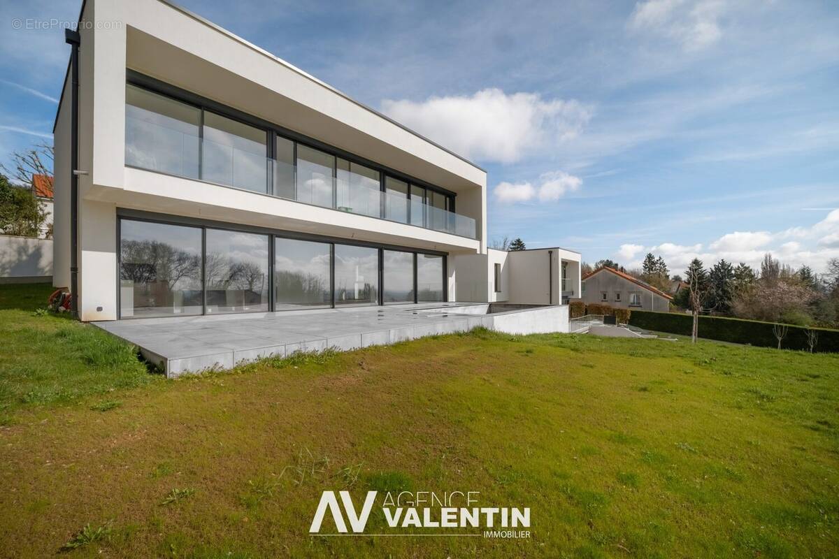 Maison à SCY-CHAZELLES