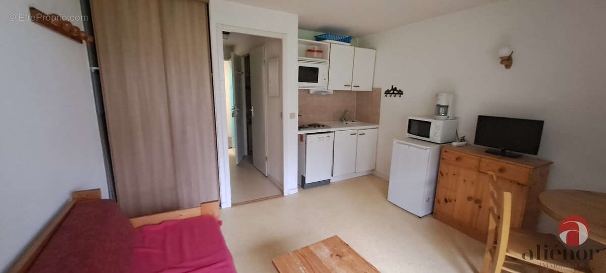 Appartement à MORILLON