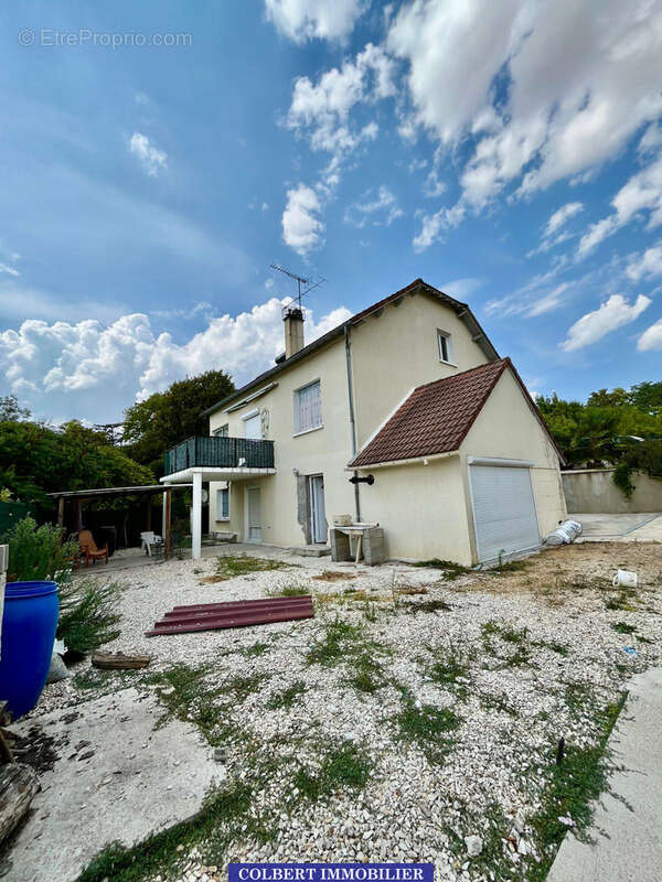 Maison 186m2 - 6 Chambres - photo 2