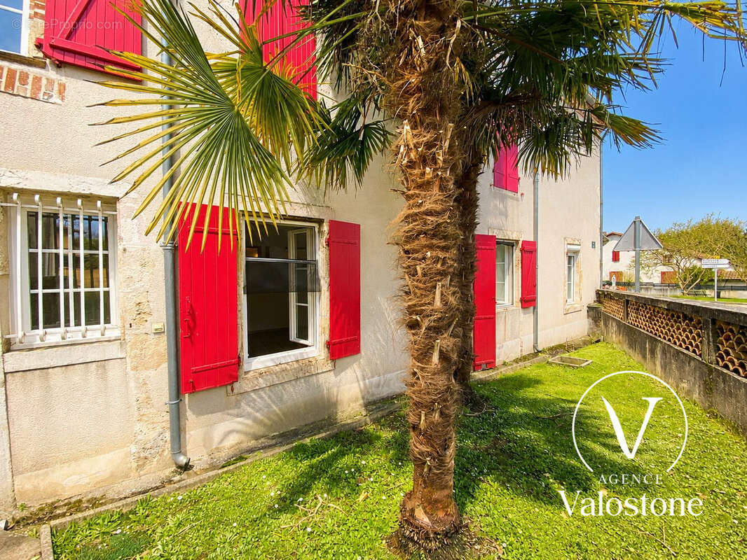 Maison à MONTGAILLARD