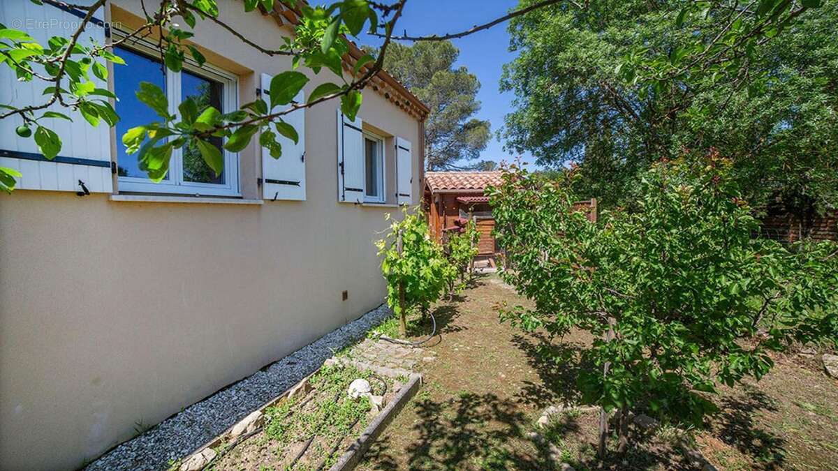 Maison à LES MATELLES