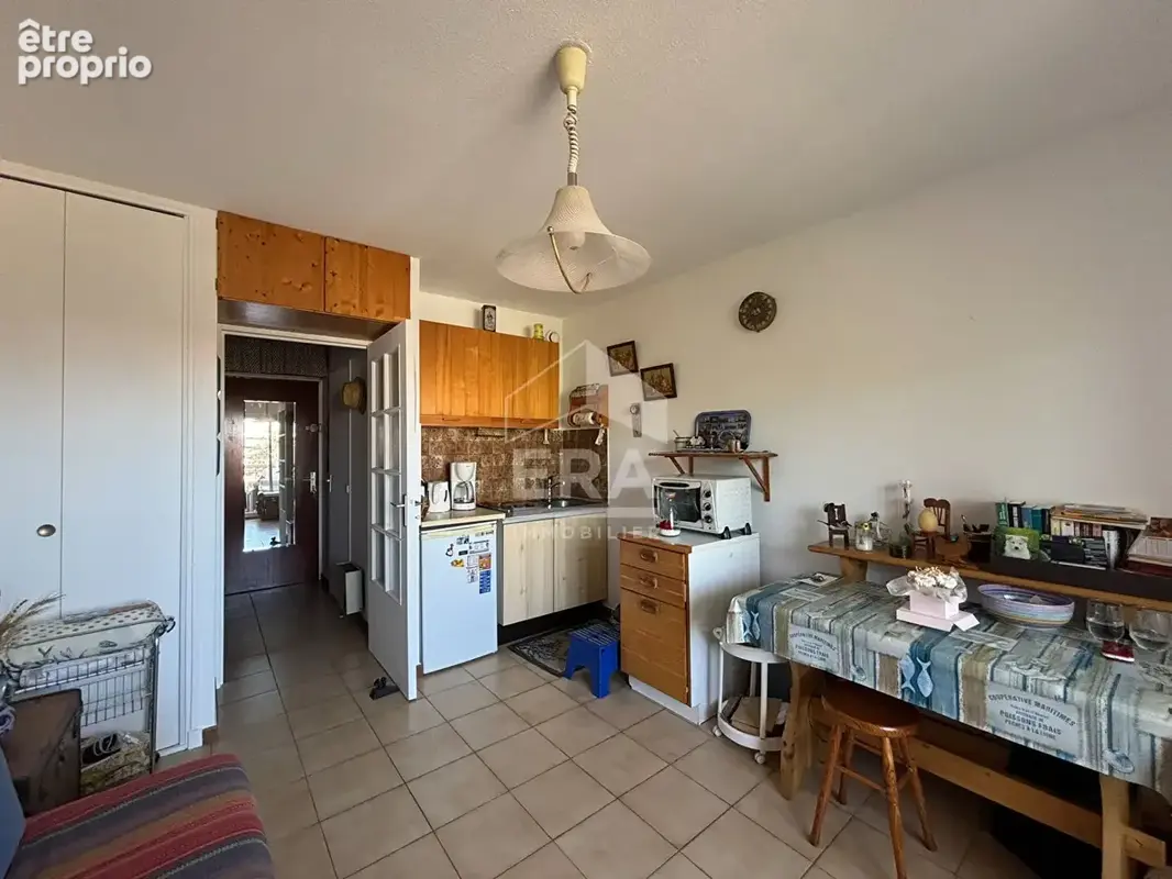 Sainte maxime centre studio cabine  20 m2 et parking - photo 7