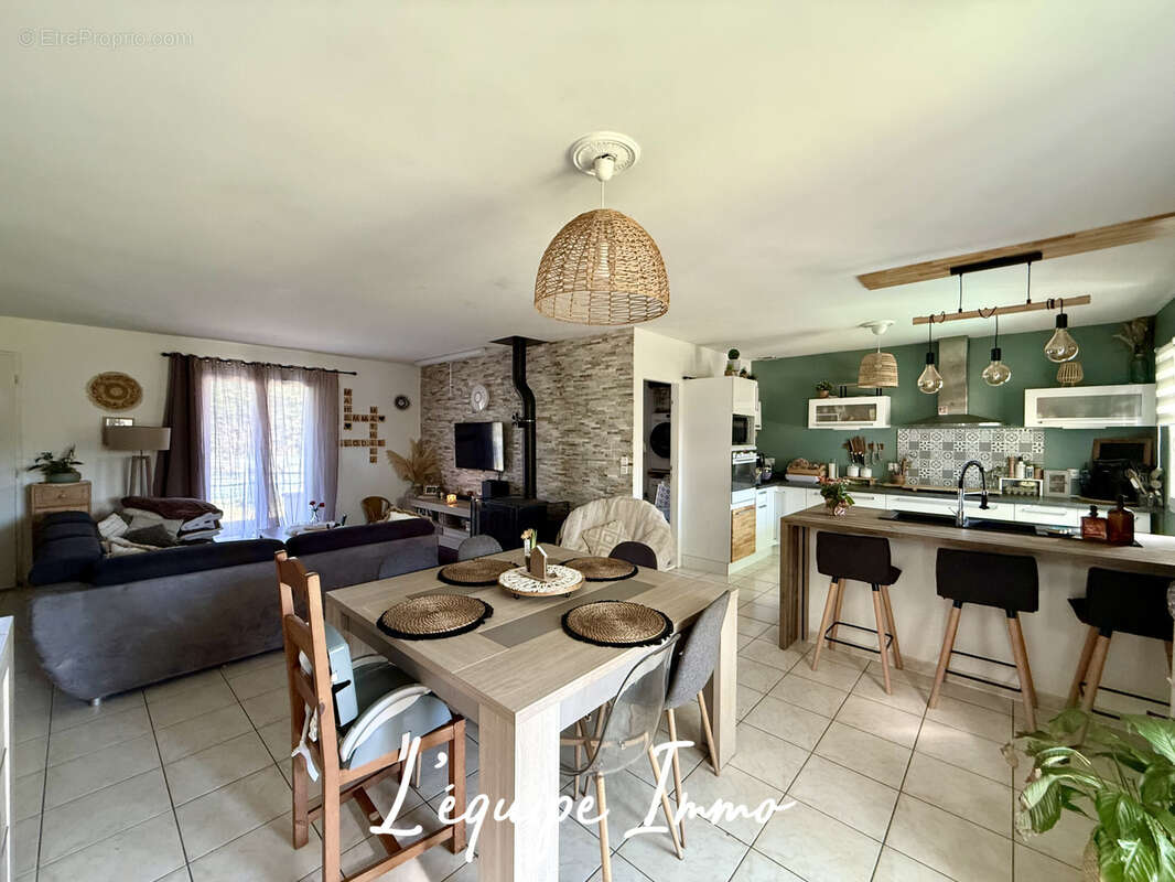 Maison à CASTILLON-SAVES