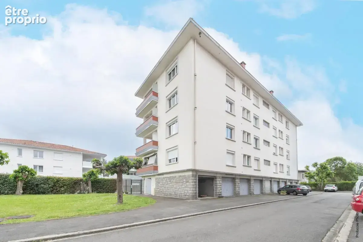 Secteur Croix Daurade Appartement T4 de 87 m² – Grande terrasse – Garage + parking + cave - photo 8