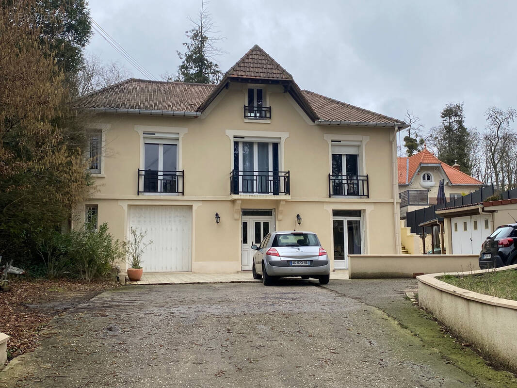 Maison à MONTMORENCY