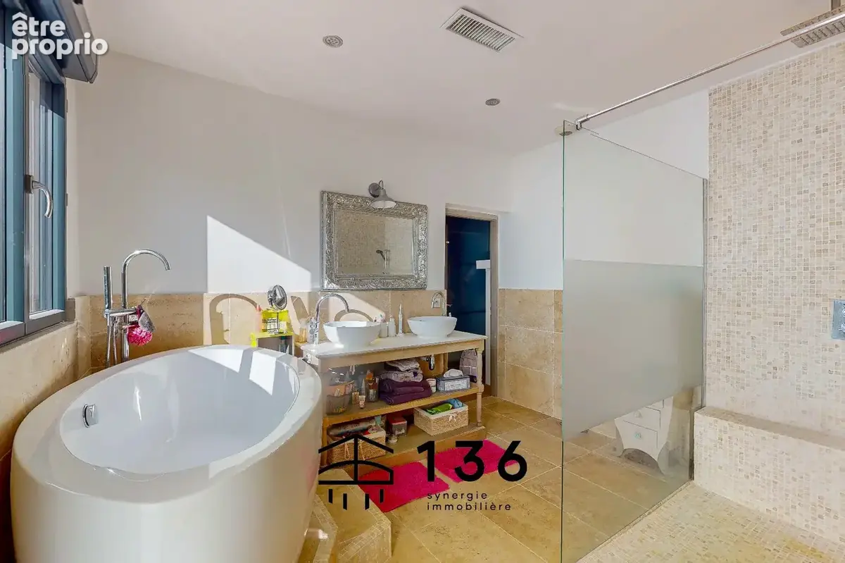 Maison 5 pièces 215 m² à vendre à Saint-Mathieu-De-Treviers (34270) - photo 9