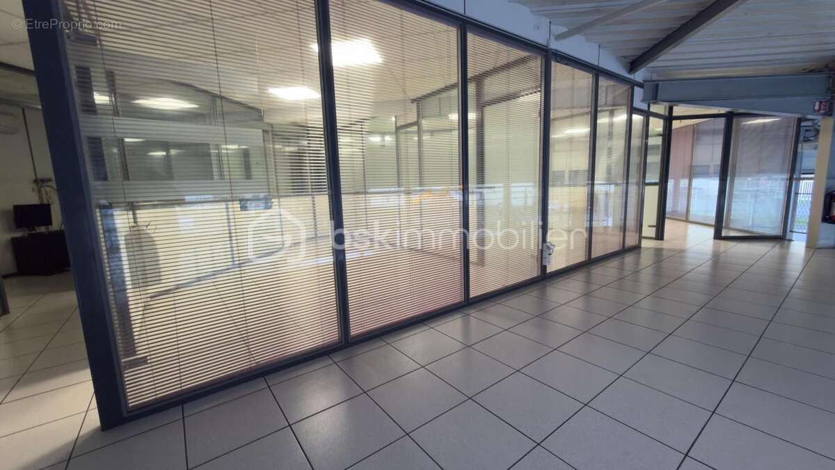 Commerce à SAINT-QUENTIN