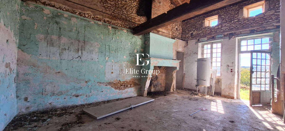 Maison à SAINT-PRIVAT-DES-PRES