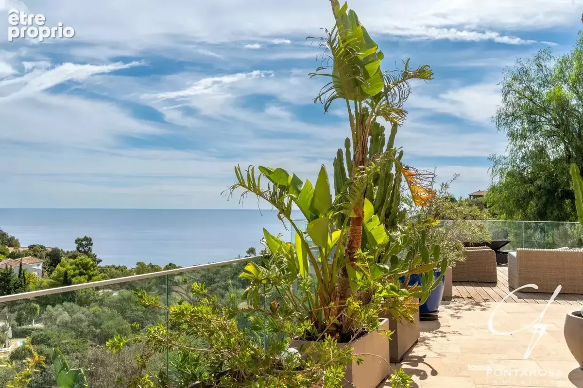 Les ISSAMBRES - Villa avec vue panoramique - photo 2