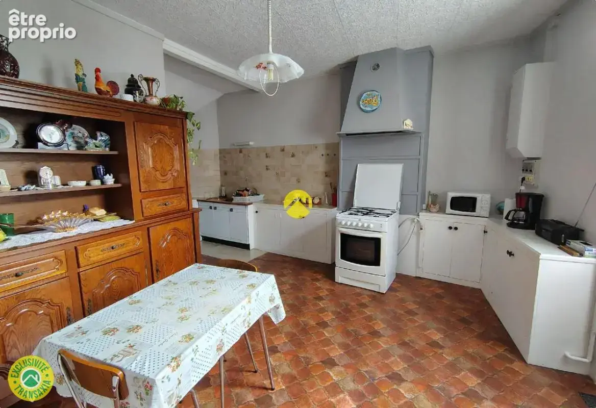Maison 5 pièces 115 m² à vendre à Sancoins (18600) - photo 3