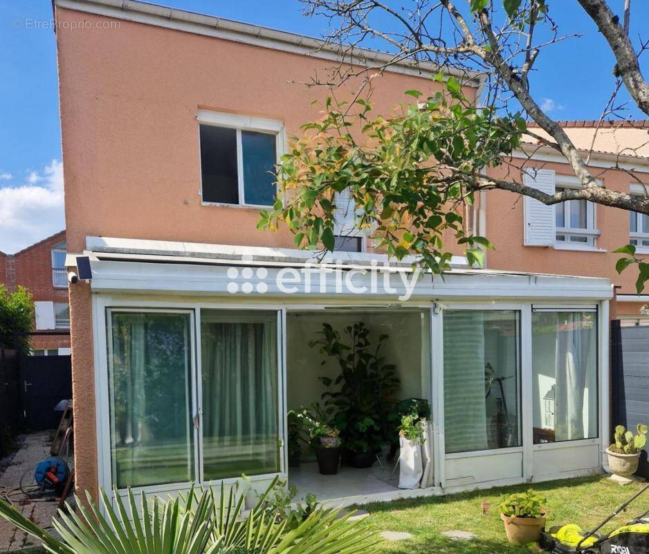 Maison à MONTIGNY-LE-BRETONNEUX