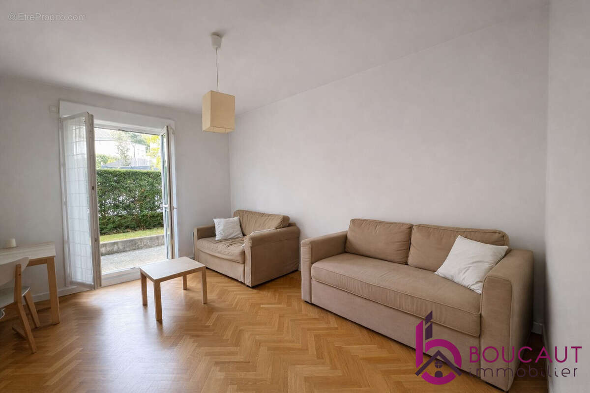 Appartement à LE PLESSIS-ROBINSON