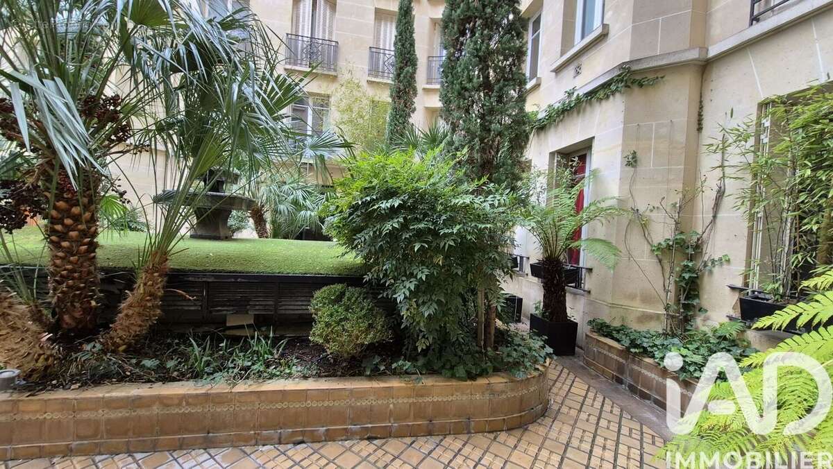 Photo 6 - Appartement à PARIS-16E
