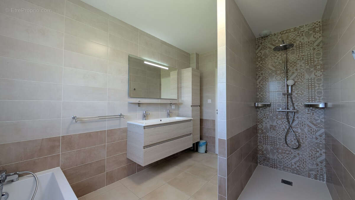 Maison à HAGETMAU