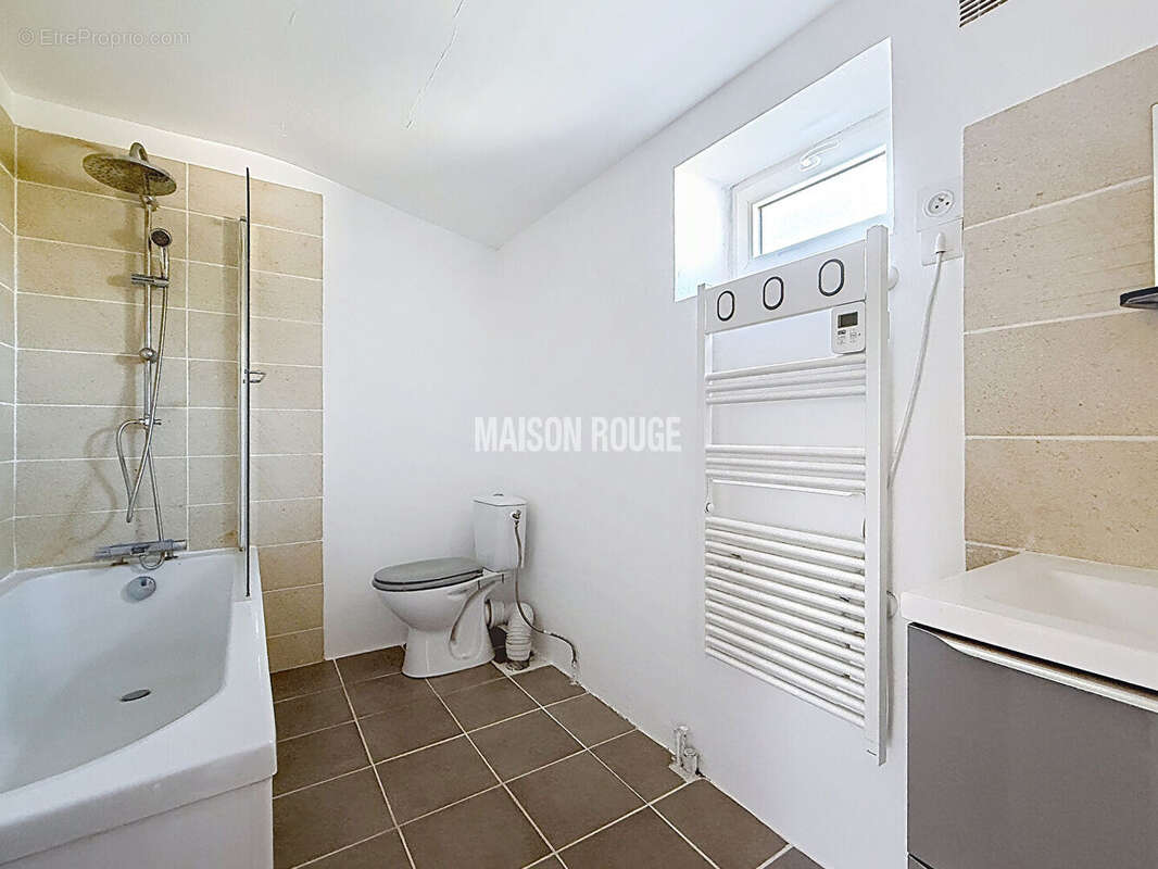 Maison à COMBOURG