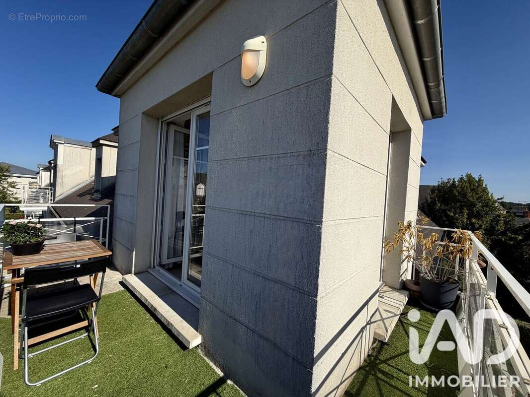 Appartement 51 m² à La Ville-Aux-Dames  - photo 9