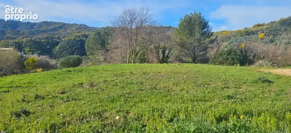 Photo Terrain à Pegomas au prix de 600 000€