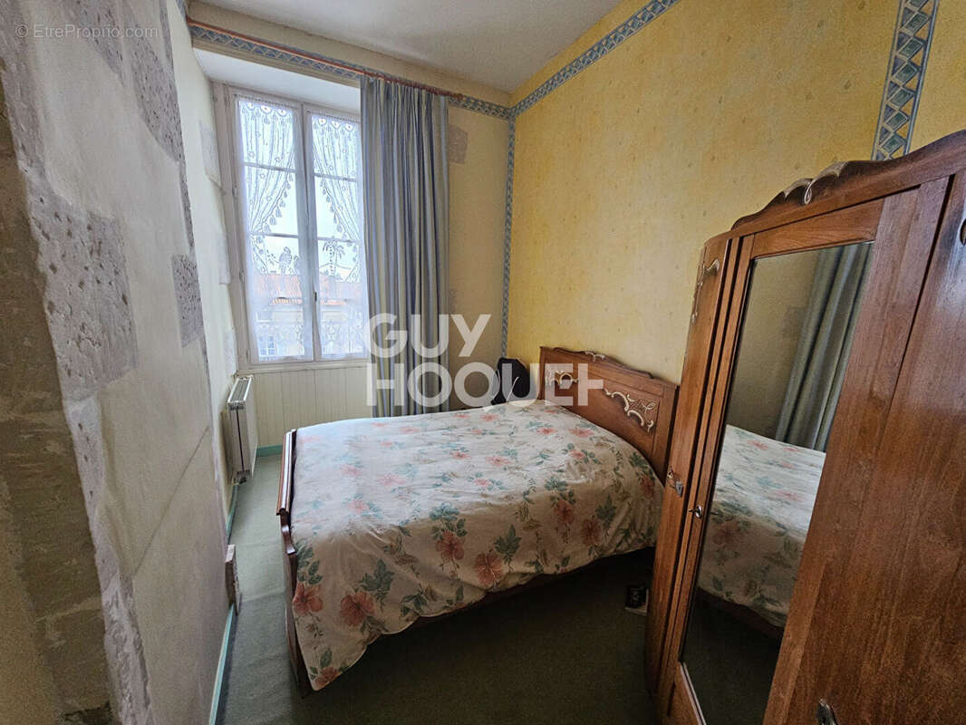 Maison à FONTENAY-LE-COMTE