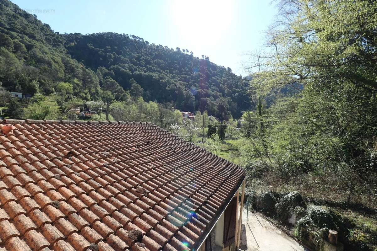 Maison à TOURRETTE-LEVENS