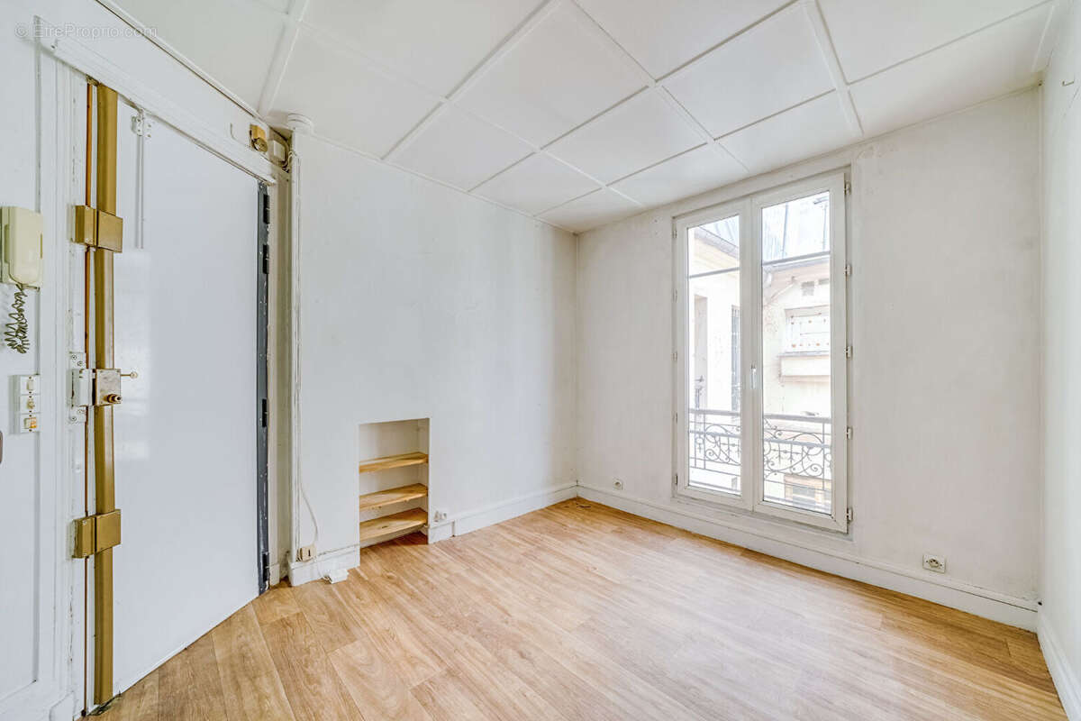Studio aménageable en deux pièces - Square Gardette - photo 9