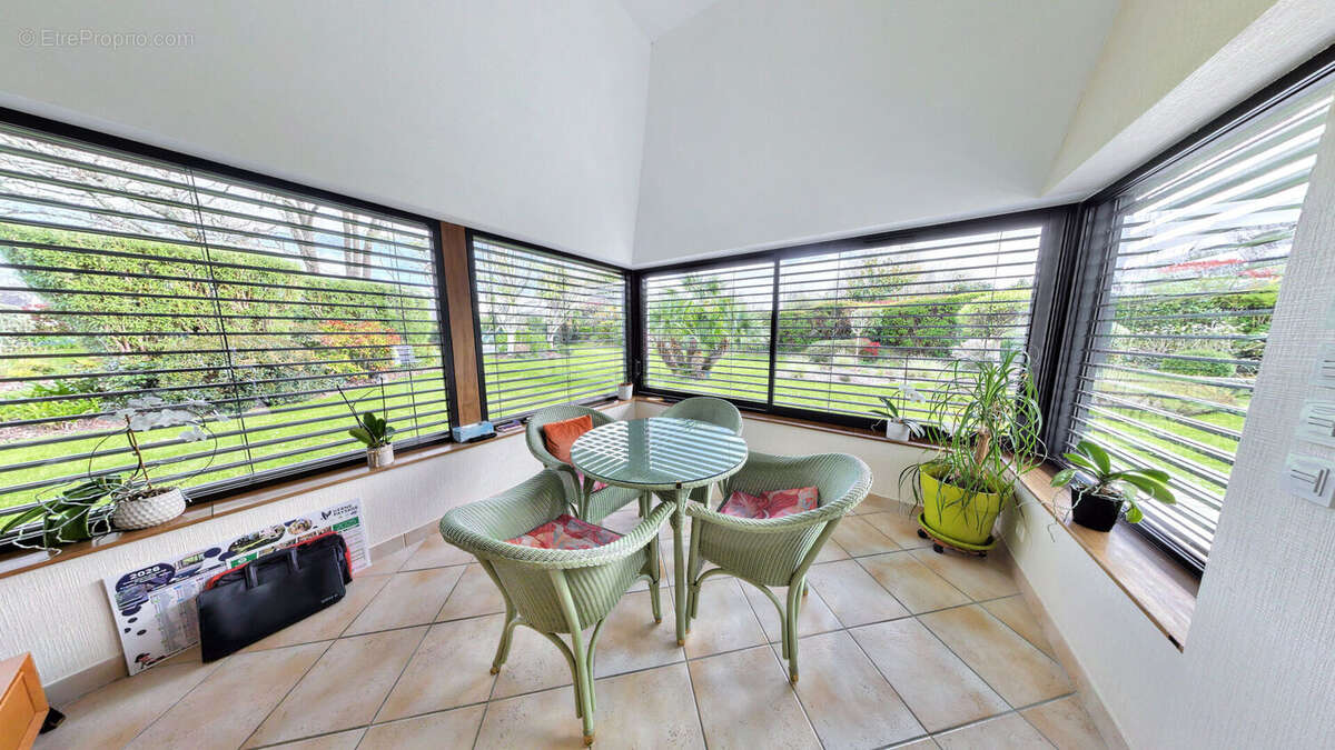 Fouesnant, jolie maison d'architecte de 170 m², sur un jardin paysagé de 3000 m², mer à pied ! - photo 7