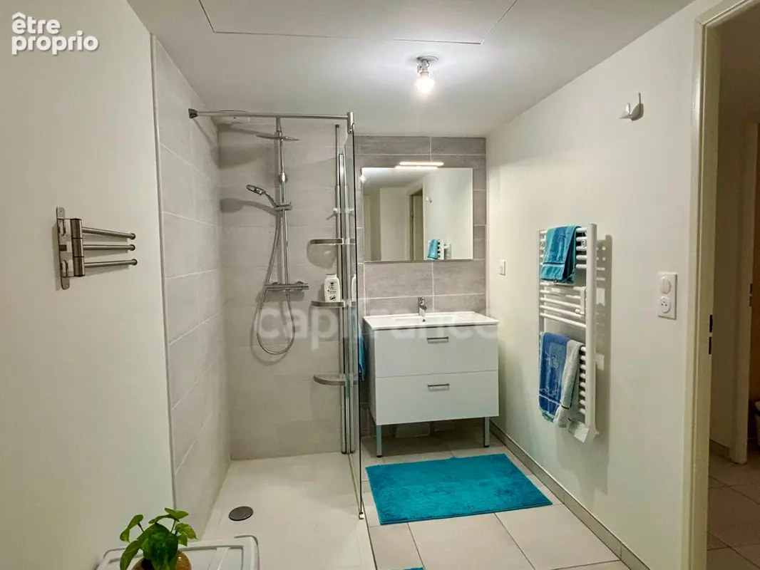 Appartement à vendre 4 pièces HYERES (83) - Plain pied - 2 parkings - 2 terrasses - photo 38