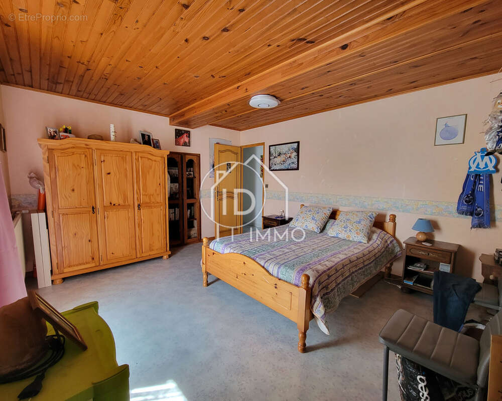 Maison à SAINT-PRIVAT-DES-PRES