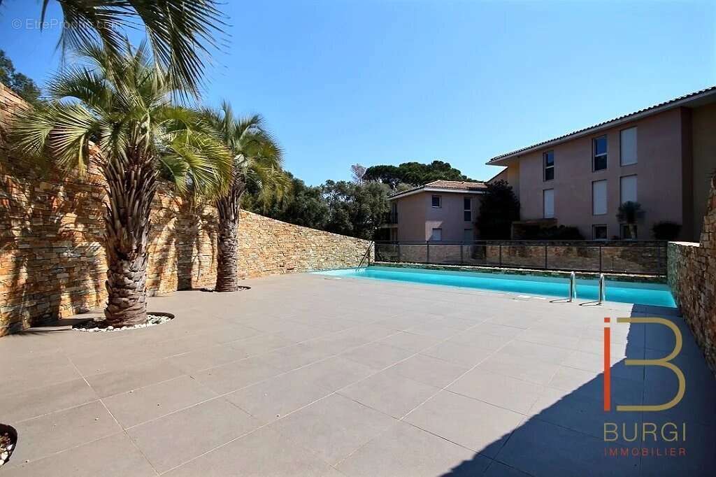 Appartement à SAINT-RAPHAEL
