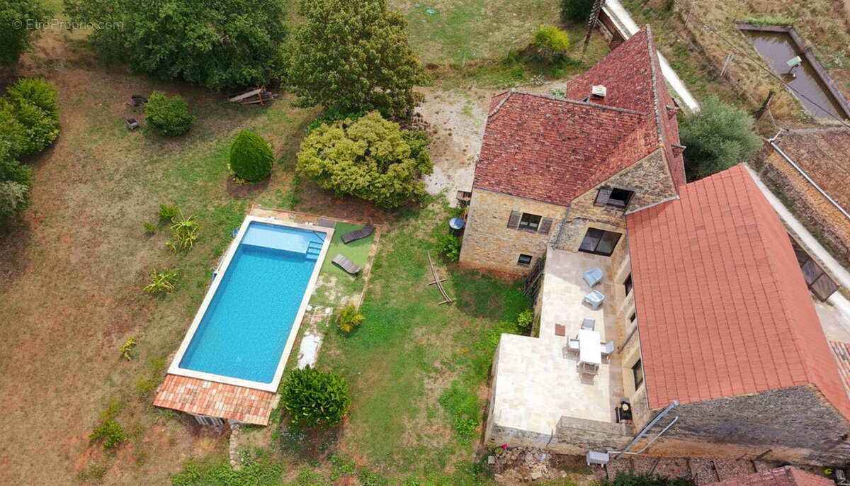 Une demeure de caractère entièrement rénovée avec piscine, vue dégagée et cadre d'exception au cœur du Périgord Noir - photo 23