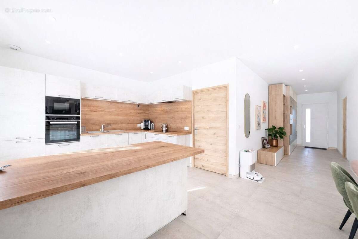 Maison à BRETTEVILLE-SUR-LAIZE