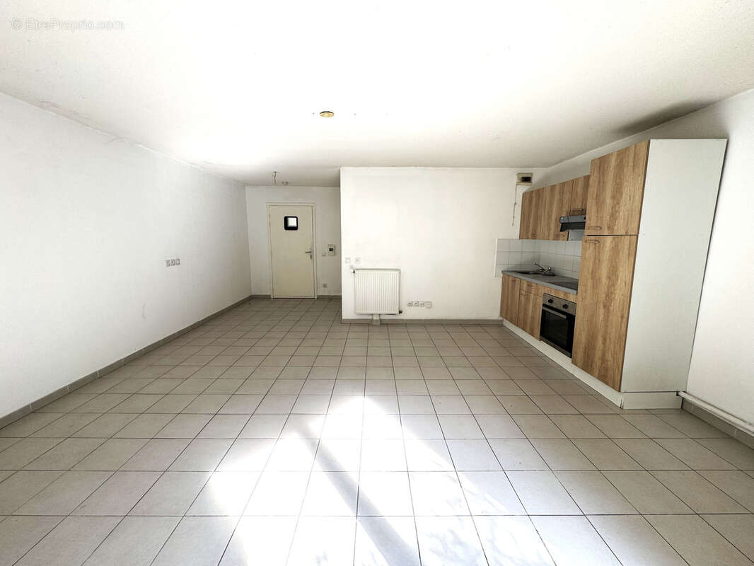 Appartement à MARSEILLE-15E
