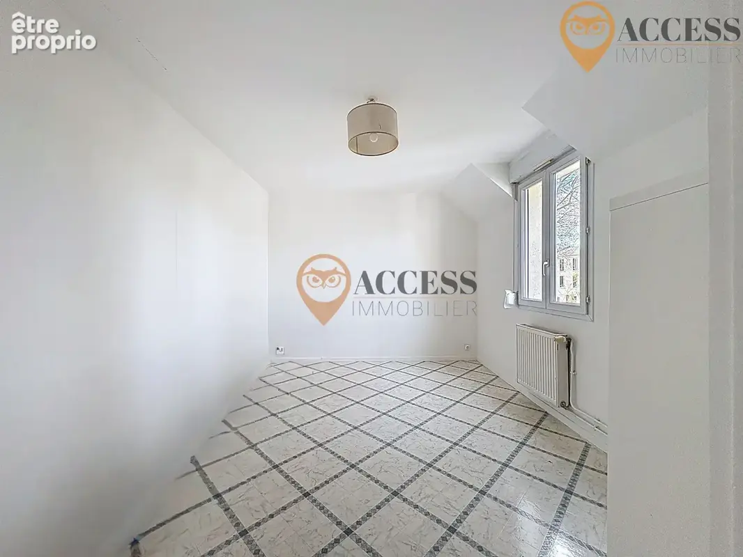 SAINT-DENIS/PIERREFITTE - Pavillon 4 pièces, de 100m2 ! - photo 11