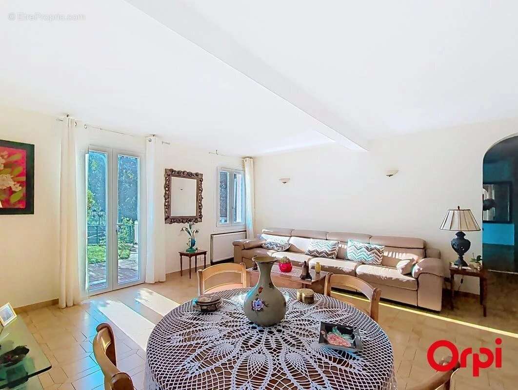 Maison à ROQUEBRUNE-CAP-MARTIN