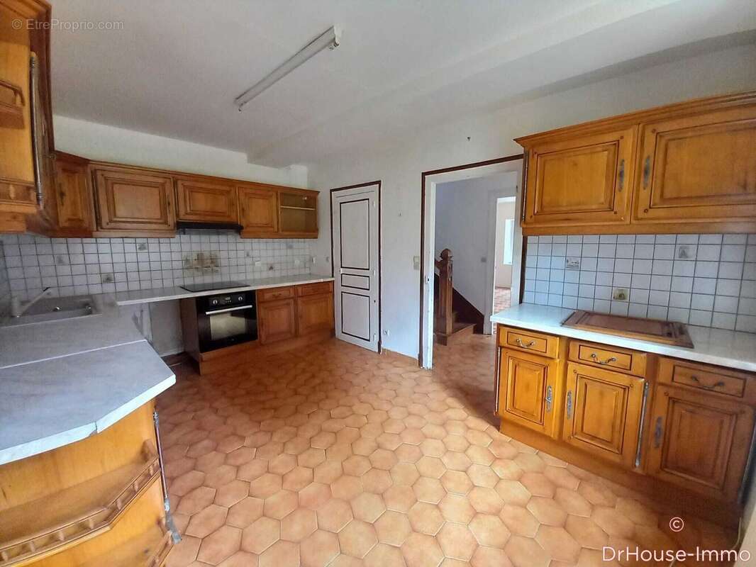 Maison 125 m² à Saint-Pierre-De-Bailleul  - photo 5